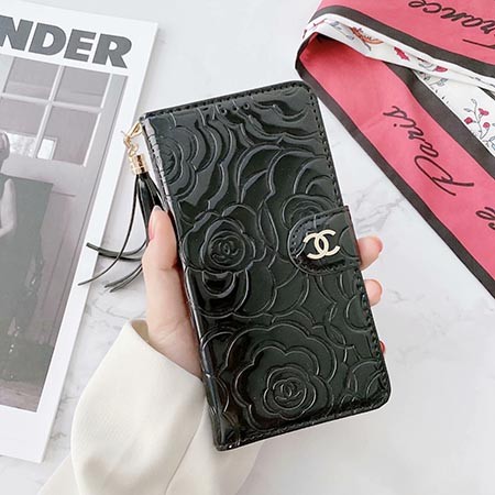 アイフォーン 13プロ chanel スマホケース 多機能