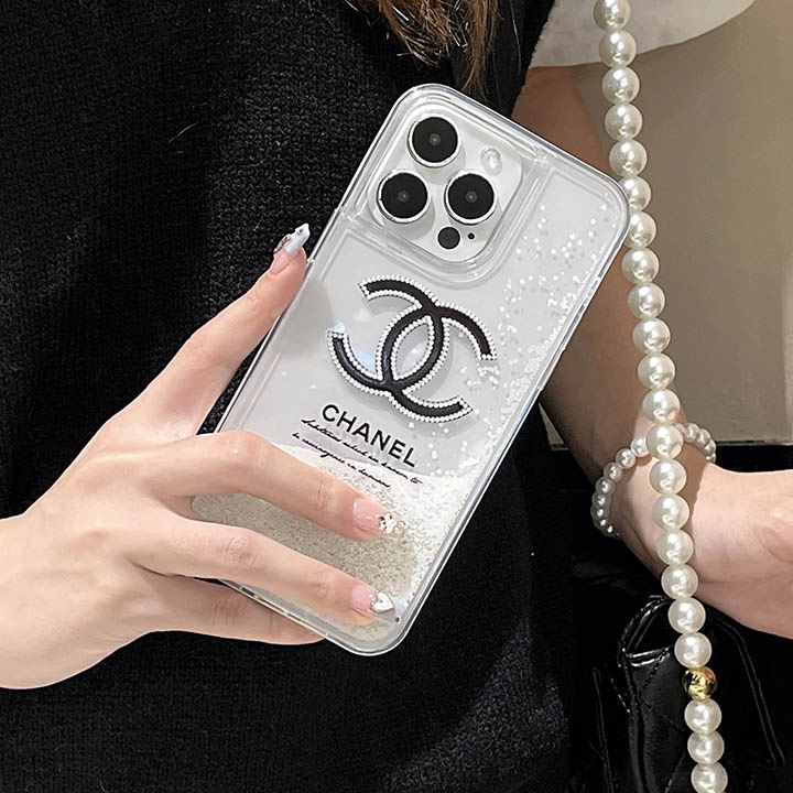 アイフォン 15 プロ chanel風 カバー