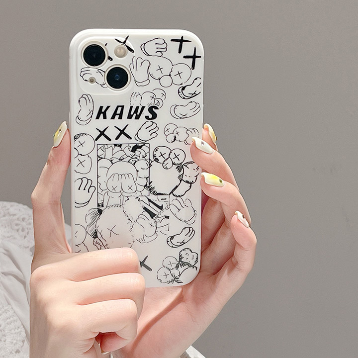 アイフォーン 14 プラス kaws カウズ スマホケース 女性愛用