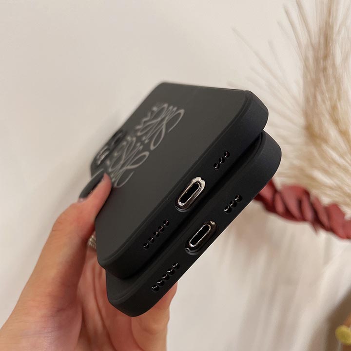 ブランド loewe ロエベ iphone 15 スマホケース