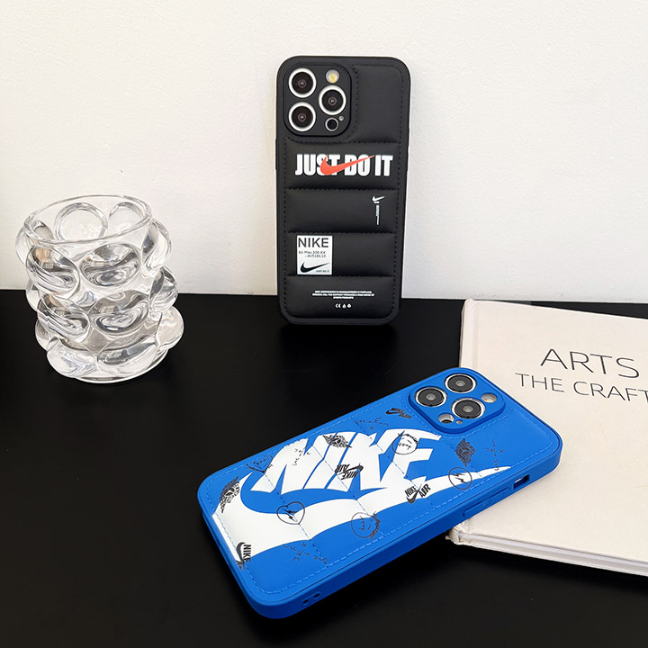 アイフォーン 13pro max スマホケースnike ナイキ 新登場